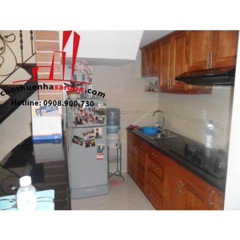 Cho thuê căn hộ quận 1, đường  Lê Lợi , giá 1300$