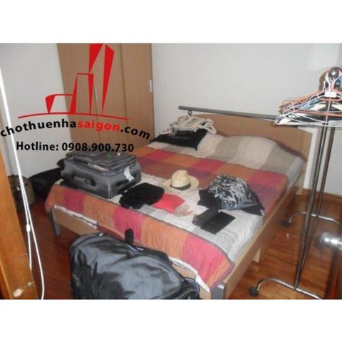 Cho thuê căn hộ quận 1, đường  Lê Lợi , giá 1300$