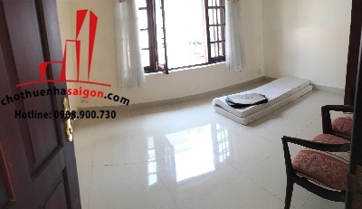 cần cho thuê biệt thự đường nội bộ nguyễn văn hưởng , p.thảo điền quận 2, giá cho thuê:4000$/tháng