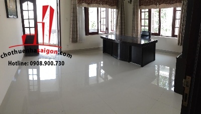 cần cho thuê biệt thự đường nội bộ nguyễn văn hưởng , p.thảo điền quận 2, giá cho thuê:4000$/tháng