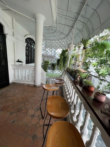 cho thuê biệt thự góc 3mt đường nguyễn cửu vân, p17, quận bình thạnh