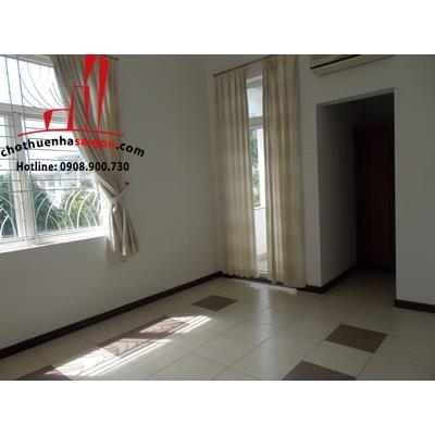 cần cho thuê biệt thự sân vườn quận 2, đường xuân thủy giá cho thuê:3000$/tháng