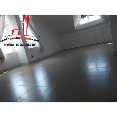 cần cho thuê biệt thự sân vườn quận 2, đường xuân thủy giá cho thuê:3000$/tháng