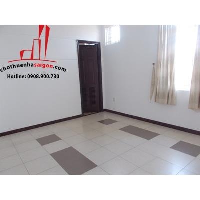 cần cho thuê biệt thự sân vườn quận 2, đường xuân thủy giá cho thuê:3000$/tháng