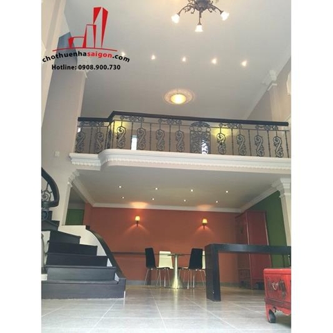 villa phường thảo điền quận 2 cho thuê, gía 1500$/tháng