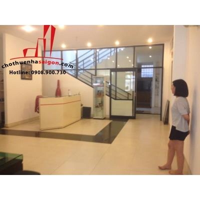 cần cho thuê villa quận phú nhuận, đường hồ biểu chánh giá cho thuê 2000$/tháng