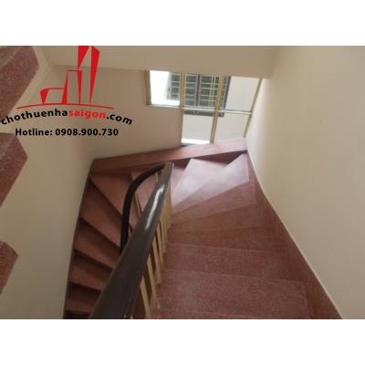 cần cho thuê nhà quận 1, đường trần khánh dư, giá cho thuê1300$/tháng