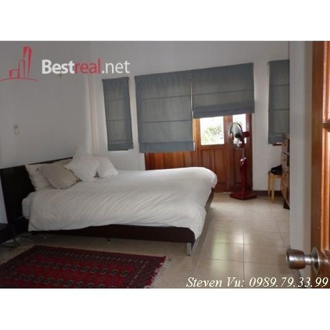 cho thuê villa quận 1, gần nguyễn văn cừ giá cho thuê:1800$/tháng