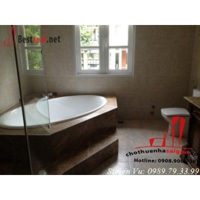 cần cho thuê biệt thự quận 2, đường nguyễn văn hưởng, giá 2700$/tháng