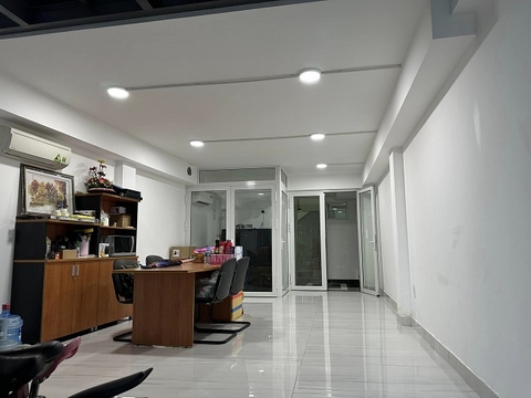 cho thuê nhà quận tân bình, đường hoàng văn thụ giá cho thuê 50tr/tháng