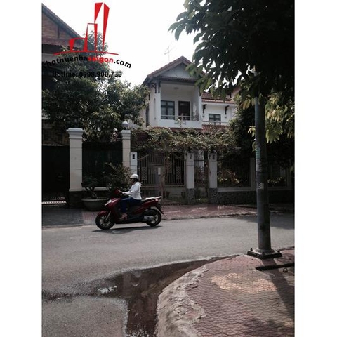 cần cho thuê biệt thự khu combound fidico đường nguyễn văn hưởng, quận 2