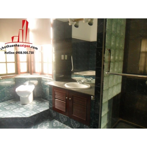 Biệt thự cho thuê nghĩ dưỡng Thảo Điền - Quận 2 - giá 4500$