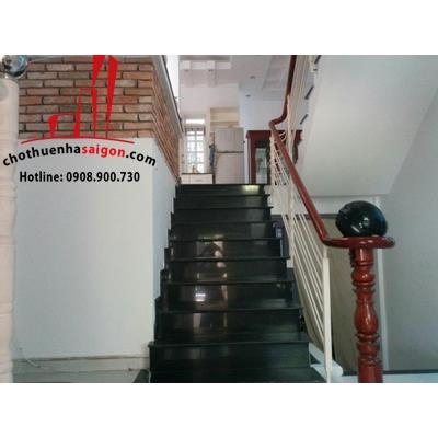 cho thuê villa đường nguyễn văn hưởng, quận 2, giá cho thuê:1800$/thág