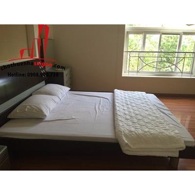 cần cho thuê biệt thự đường trần não quận 2, giá cho thuê:1800$/tháng