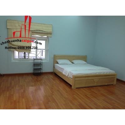 cần cho thuê biệt thự đường trần não quận 2, giá cho thuê:1800$/tháng