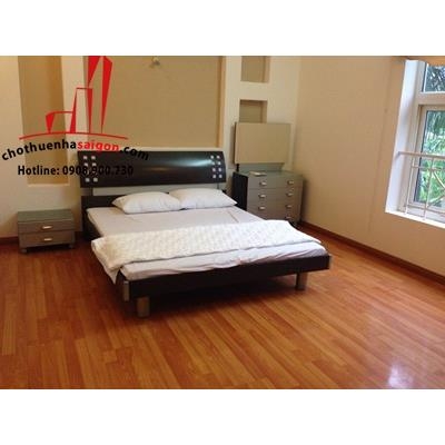 cần cho thuê biệt thự đường trần não quận 2, giá cho thuê:1800$/tháng