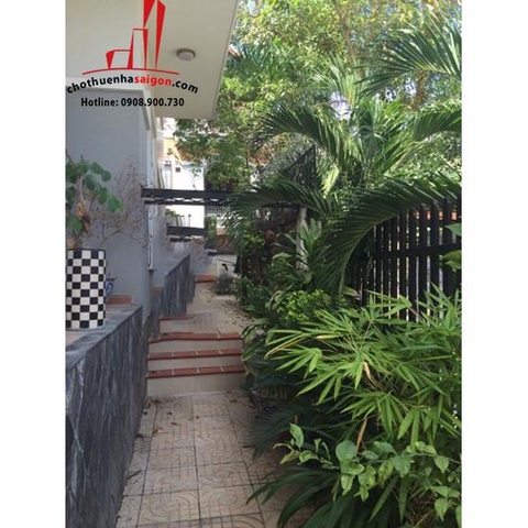 cần cho thuê biệt thự đường trần não quận 2, giá cho thuê:1800$/tháng