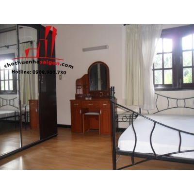 cho thuê biệt thự khu combound ABC trần não quận 2, giá 4500$