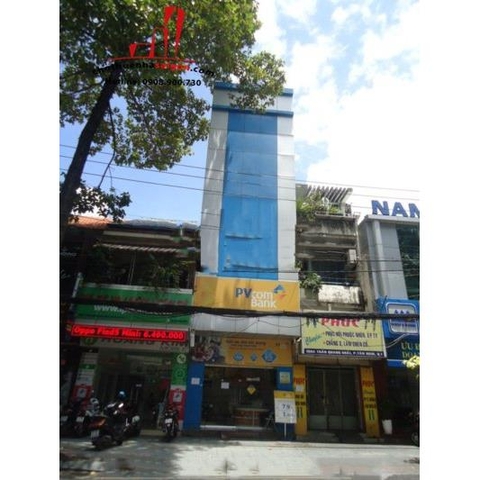 Cần cho thuê nhà mặt tiền đường Trần Quang Khải Quận 1, giá 2700$/th