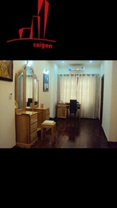 cho thuê villa phố đường nguyễn văn hưởng quận 2, giá cho thuê:1900$/tháng