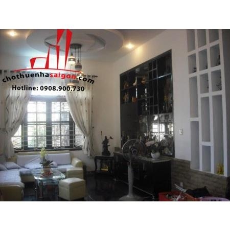 cho thuê biệt thự sân vườn đường nguyễn văn hưởng,quận 2