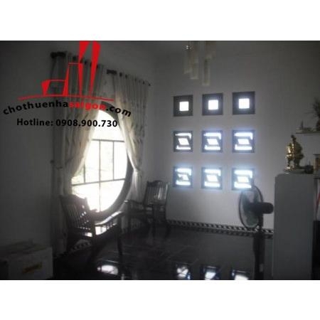 cho thuê biệt thự sân vườn đường nguyễn văn hưởng,quận 2