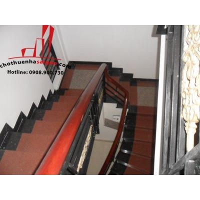 cho thuê biệt thự  đường trần não,phường bình an giá 2500$/tháng