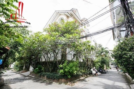 cho thuê biệt thự quận 2, phường thảo điền giá cho thuê:2000$/tháng