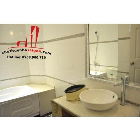 cho thuê căn hộ Serviced apartment quận 1, đường thái văn lung giá 800$