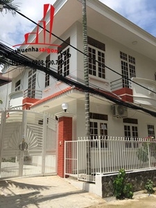 cho thuê villa quận 2, đường trúc đường giá cho thuê:1900$/tháng