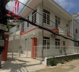 cho thuê villa quận 2, đường trúc đường giá cho thuê:1900$/tháng