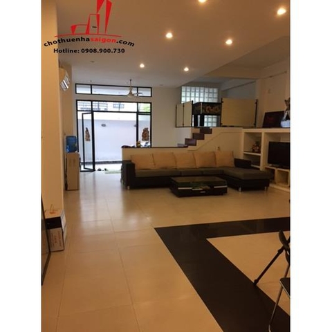 cần cho thuê villa quận phú nhuận, đường hồ biểu chánh giá cho thuê 2000$/tháng