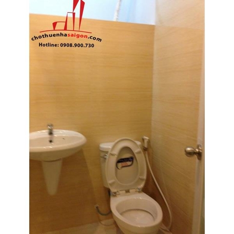 cần cho thuê villa quận tân bình ,đường bạch đằng, giá 1500$/tháng