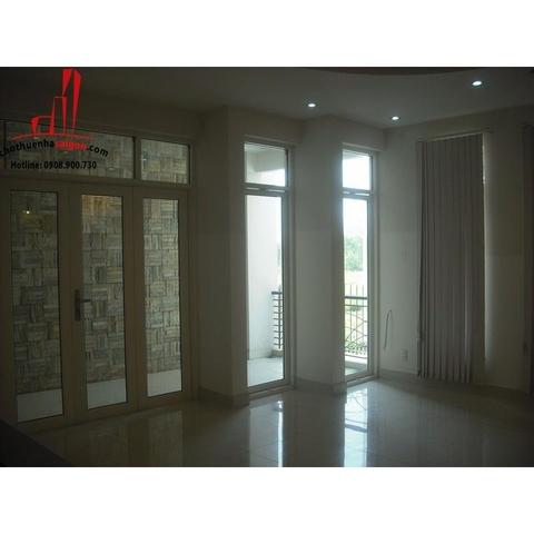 Cho thuê biệt thự phố khu compound Quận 2 - giá 1200$