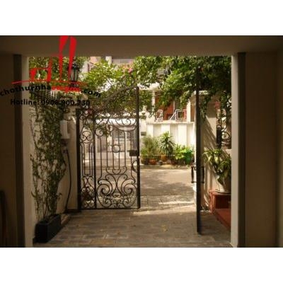 cho thuê nhà villa khu combound đường nguyễn văn hưởng, quận 2, giá 2700$/tháng