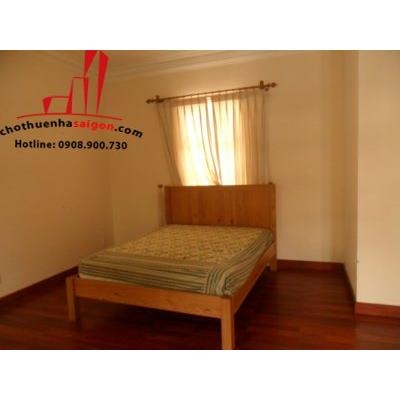 cho thuê nhà villa khu combound đường nguyễn văn hưởng, quận 2, giá 2700$/tháng