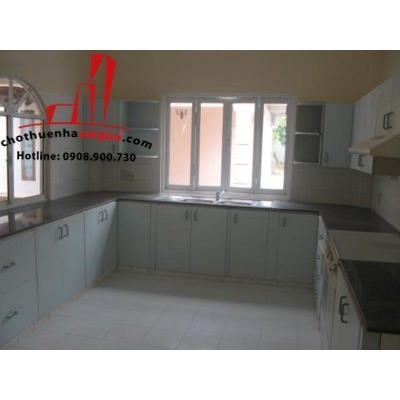 cho thuê biệt thự sân vườn, đường phổ quang, phường thảo điền, giá 2500$/tháng