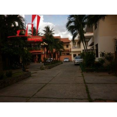 cho thuê biệt thự đường phan thúc duyệt,quận tân bình, giá cho thuê:2000$/tháng