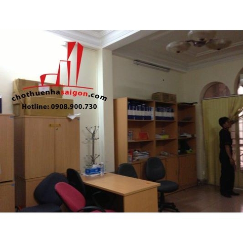 Cho thuê nhà quận 1, mặt tiền đường Tôn Đức Thắng