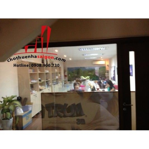 Cho thuê nhà quận 1, mặt tiền đường Tôn Đức Thắng