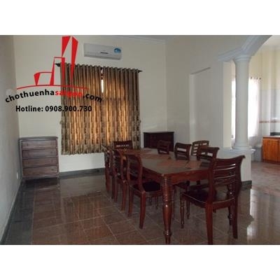 cho thuê villa quận 2,phường thảo điền giá cho thuê:2200$/tháng