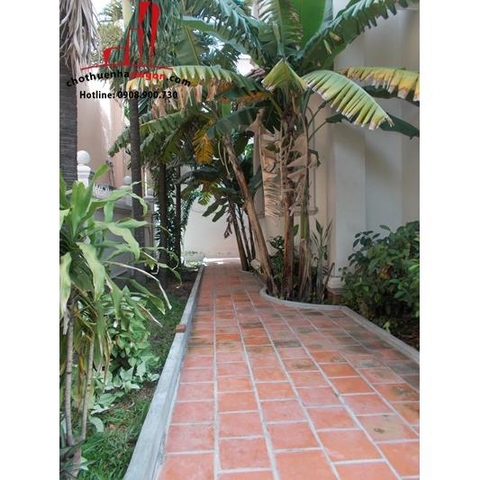 cho thuê villa quận 2,phường thảo điền giá cho thuê:2200$/tháng