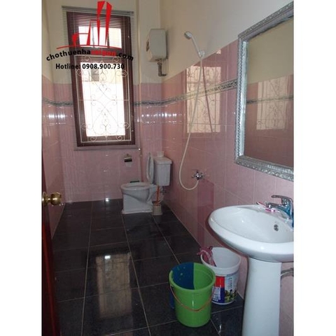 cho thuê villa quận 2,phường thảo điền giá cho thuê:2200$/tháng