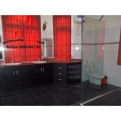 cho thuê villa quận 2,phường thảo điền giá cho thuê:2200$/tháng