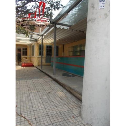 villa cho thuê mặt tiền đường Nguyễn Đình Chiểu, Quận 1.