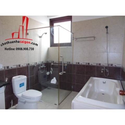 Cho thuê Villa Quận 2, khu Thảo Điền, giá 2000$