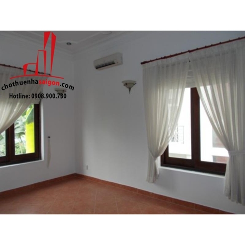 Cho thuê Villa Quận 2, khu Thảo Điền, giá 2000$
