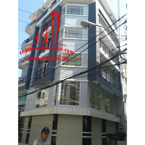 Cho thuê nhà Quận Phú Nhuận, đường Phùng Văn Cung. Giá: 50 triệu/tháng.
