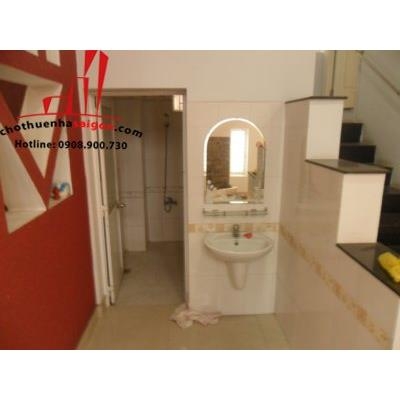 cho thuê biệt thự phường thảo điền quận 2, đường quốc hương, giá 2000$/tháng