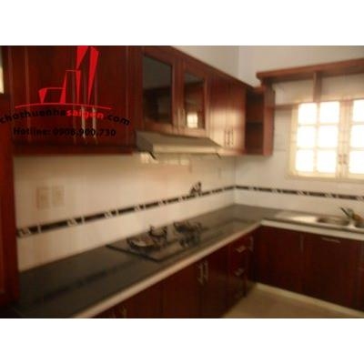 cho thuê biệt thự phường thảo điền quận 2, đường quốc hương, giá 2000$/tháng